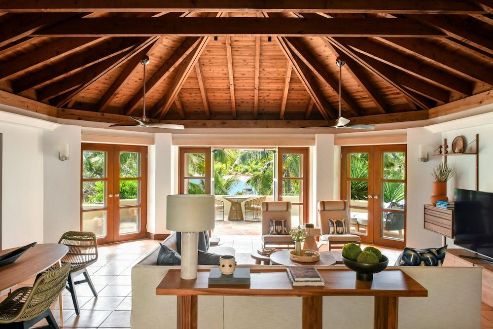 Rosewood Little Dix Bay Hotel Спениш Таун Екстериор снимка