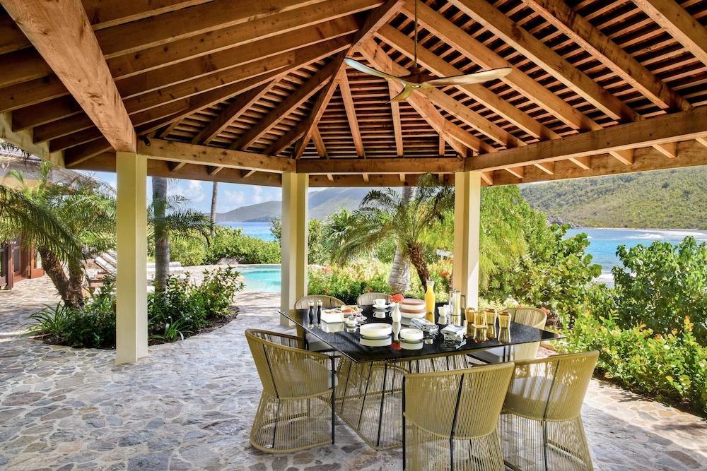 Rosewood Little Dix Bay Hotel Спениш Таун Екстериор снимка